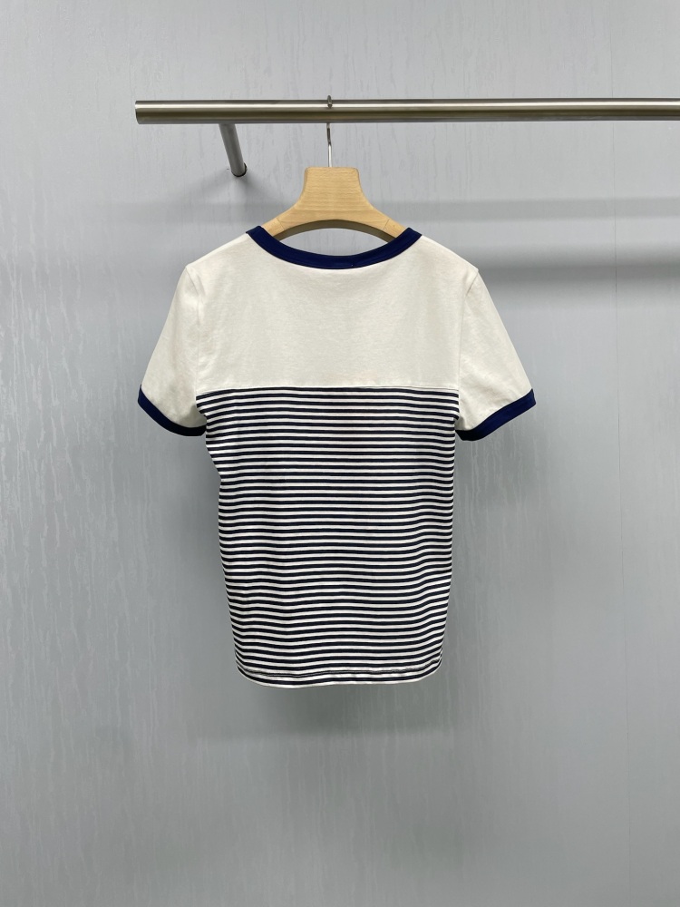 ★日本!!人気！ミュウミュウ Tシャツコピー   MIUMIU  ミュウミュウ服043