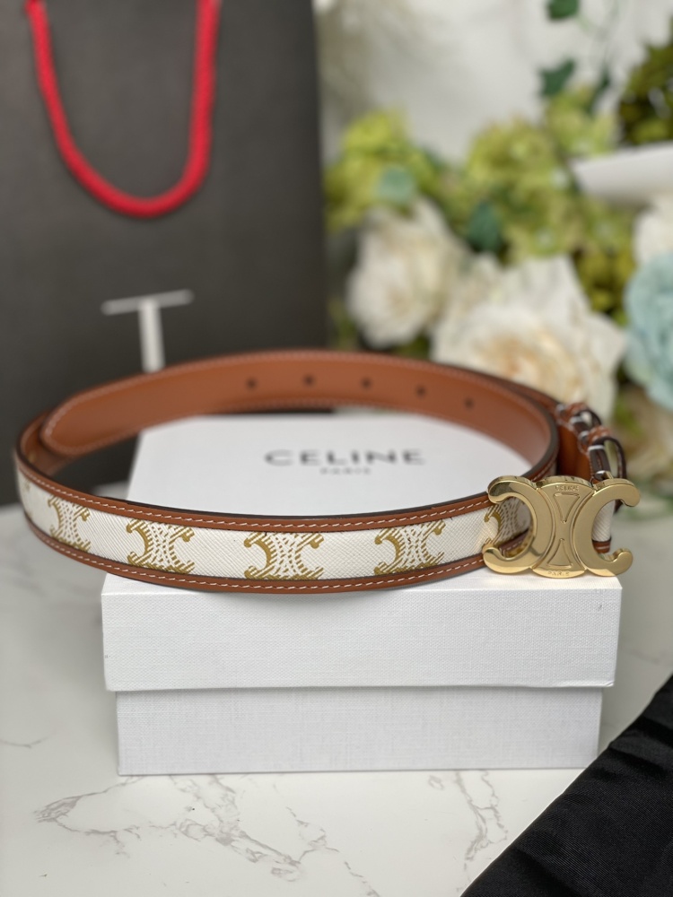 注目アイテム★   セリーヌ ベルト  偽物    CELINE  セリーヌベルト00033