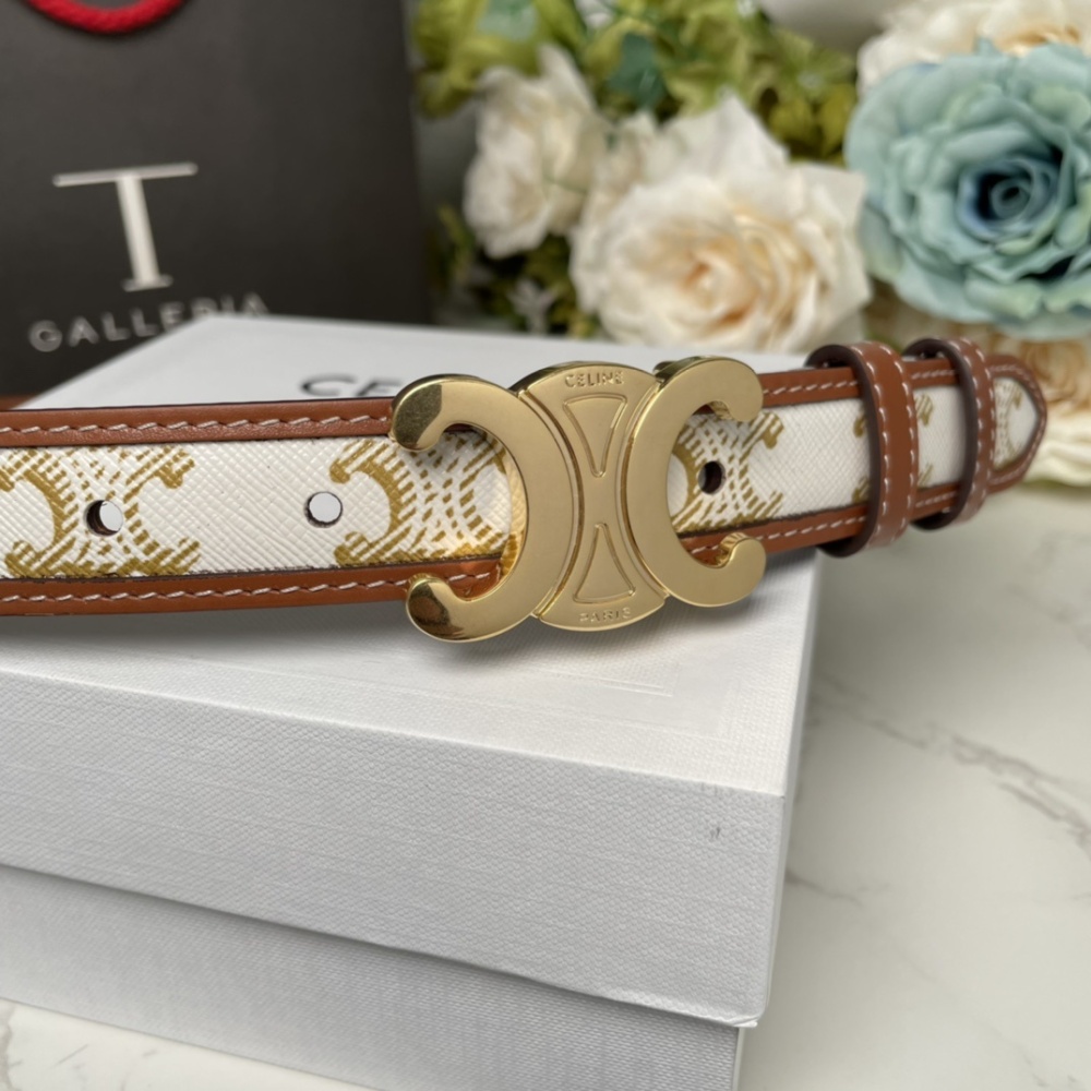 注目アイテム★   セリーヌ ベルト  偽物    CELINE  セリーヌベルト00033