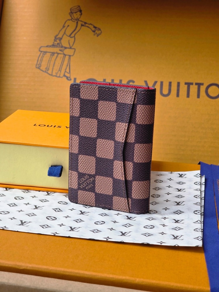 注目度抜群！  ルイヴィトンカードケースコピー   Louis Vuitton ルイヴィトン財布N40776