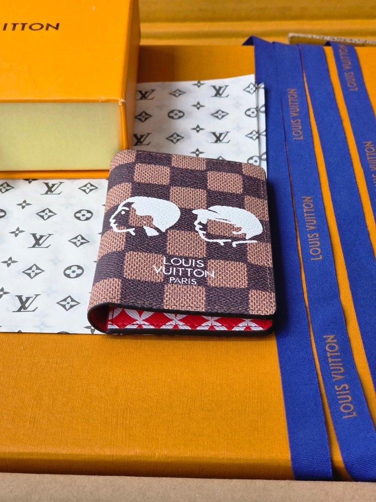 注目度抜群！  ルイヴィトンカードケースコピー   Louis Vuitton ルイヴィトン財布N40776