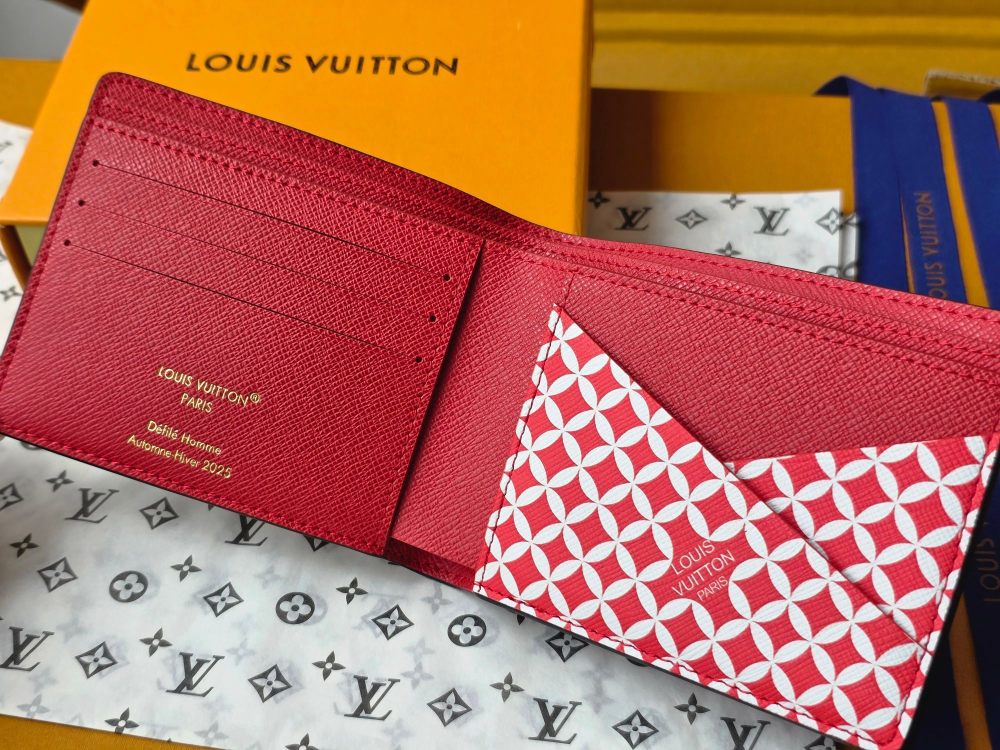 【目を惹く☆】  ルイヴィトン折り財布コピー   Louis Vuitton ルイヴィトン財布N40777