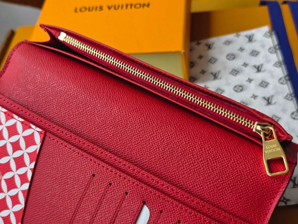 ★日本!!人気！ ルイヴィトン長財布コピー  Louis Vuitton ルイヴィトン財布N40780