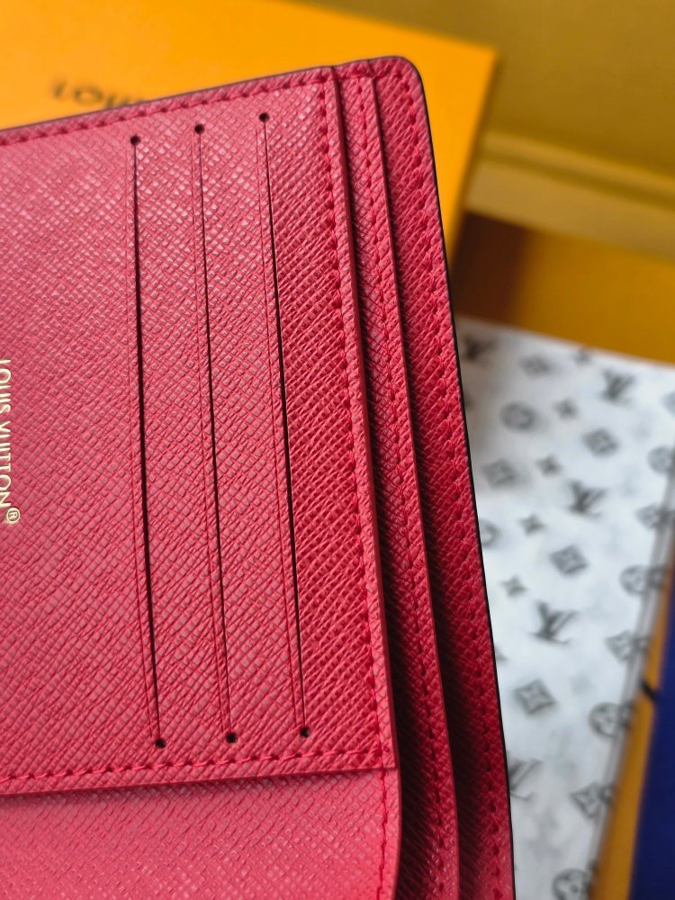 【目を惹く☆】  ルイヴィトン折り財布コピー   Louis Vuitton ルイヴィトン財布N40777