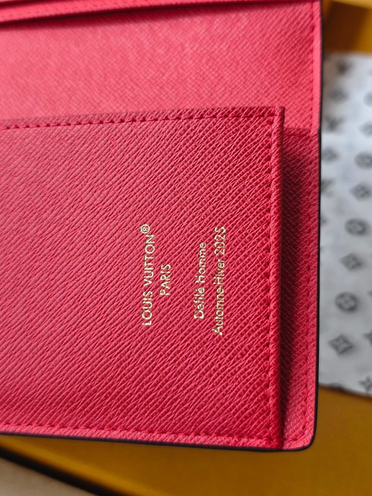 ★日本!!人気！ ルイヴィトン長財布コピー  Louis Vuitton ルイヴィトン財布N40780