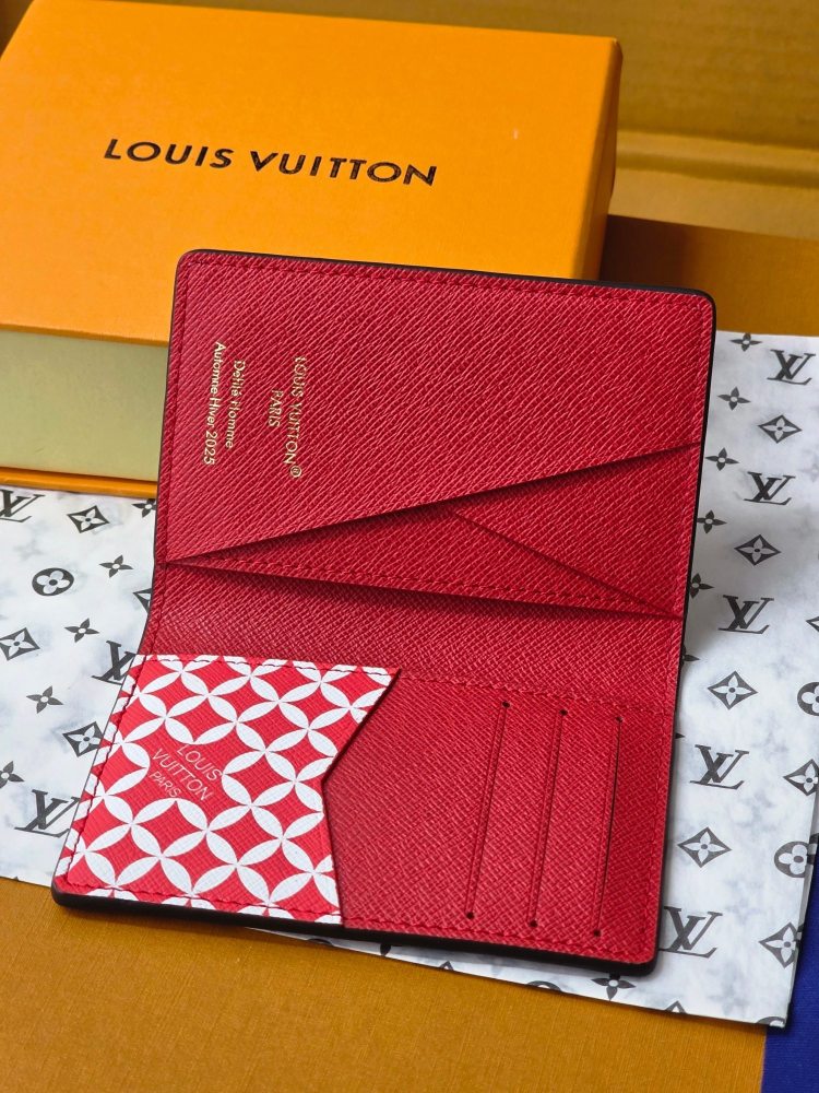注目度抜群！  ルイヴィトンカードケースコピー   Louis Vuitton ルイヴィトン財布N40776