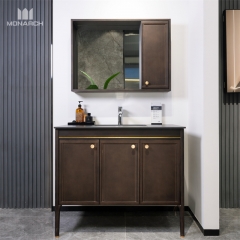 Rangement d'armoire de salle de bain au sol de conception simple