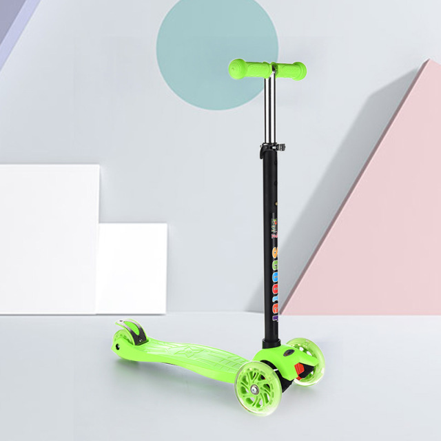 Professional manufacturer Safe and Reliable 3 wheel multifunction children's city scooter