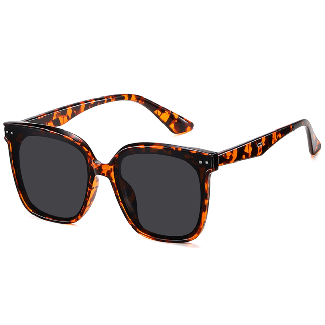 2022 new gm sunglasses female polarized sunglasses men and women Netflix explosive anti-UV sunglasses