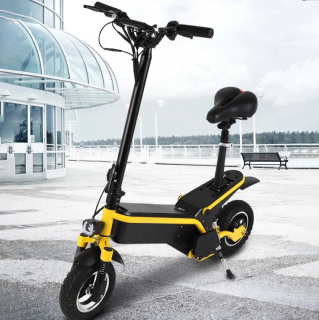 Fast Folding 350W  Max Speed 37KM Electric Scooter 2022  For Sale