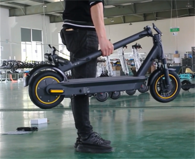 Hot Selling 350W 10 Inch city scooter Self Balance e   Scooter Used Removable Battery ebike scooter