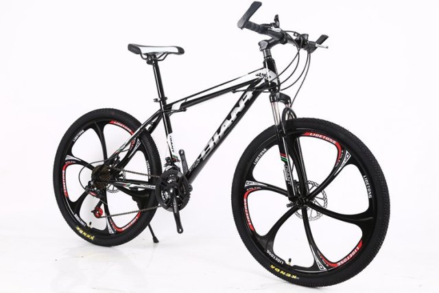 Hot Selling Double Disc Brake Outdoor High Carbon Steel Mountain Bike