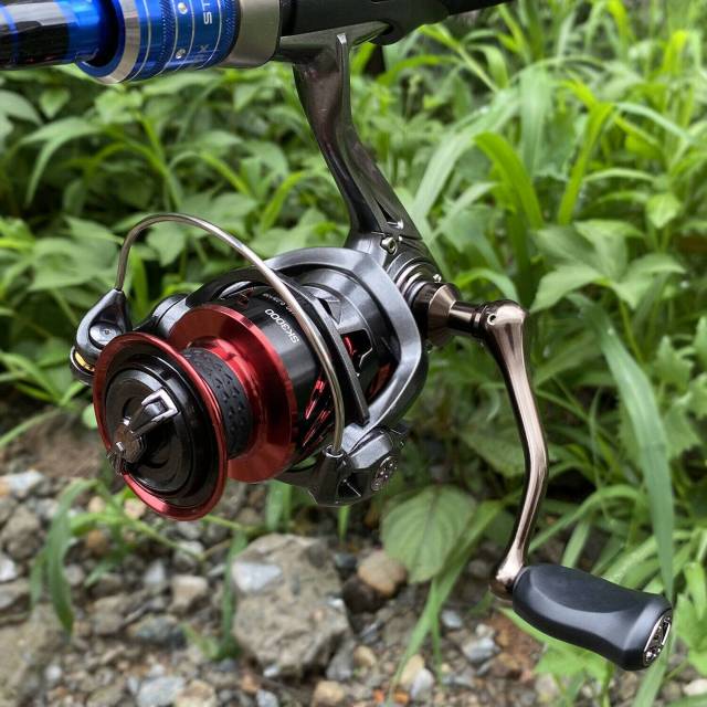 Spinning Reel, Ultralight Fishing Reel with Cover for Saltwater / Freshwater