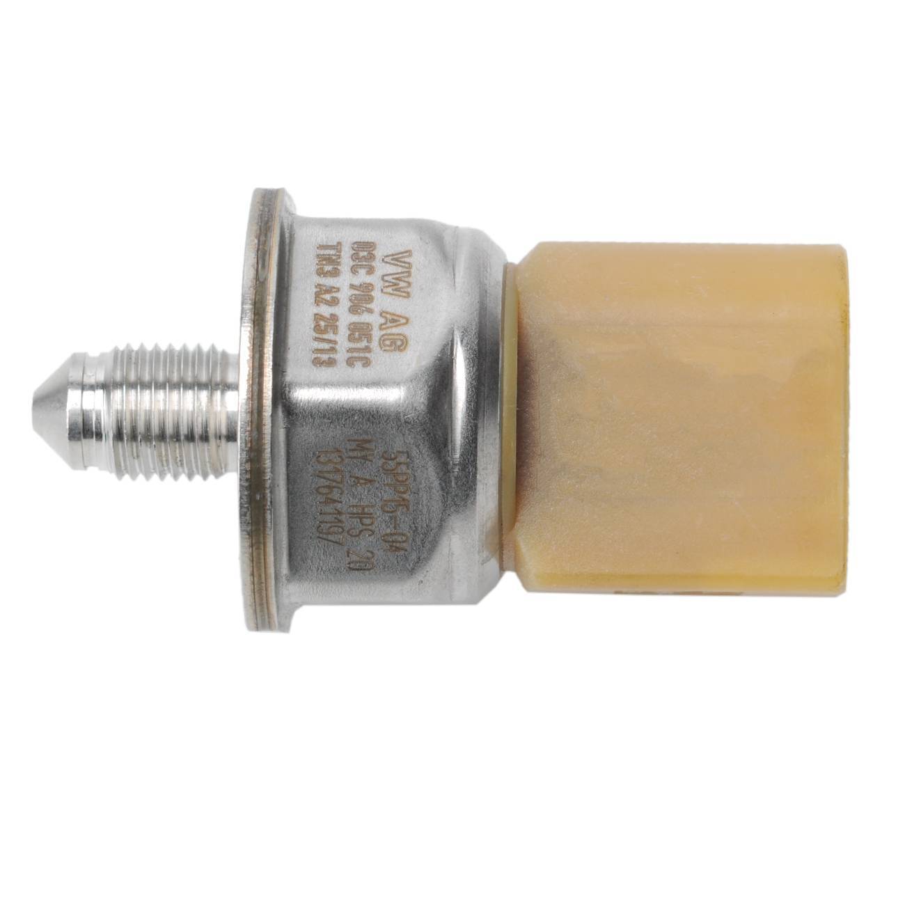 The fuel pressure sensor in the intake manifold is suitable for Audi Q5 S4 VW Touareg 03C906051C.