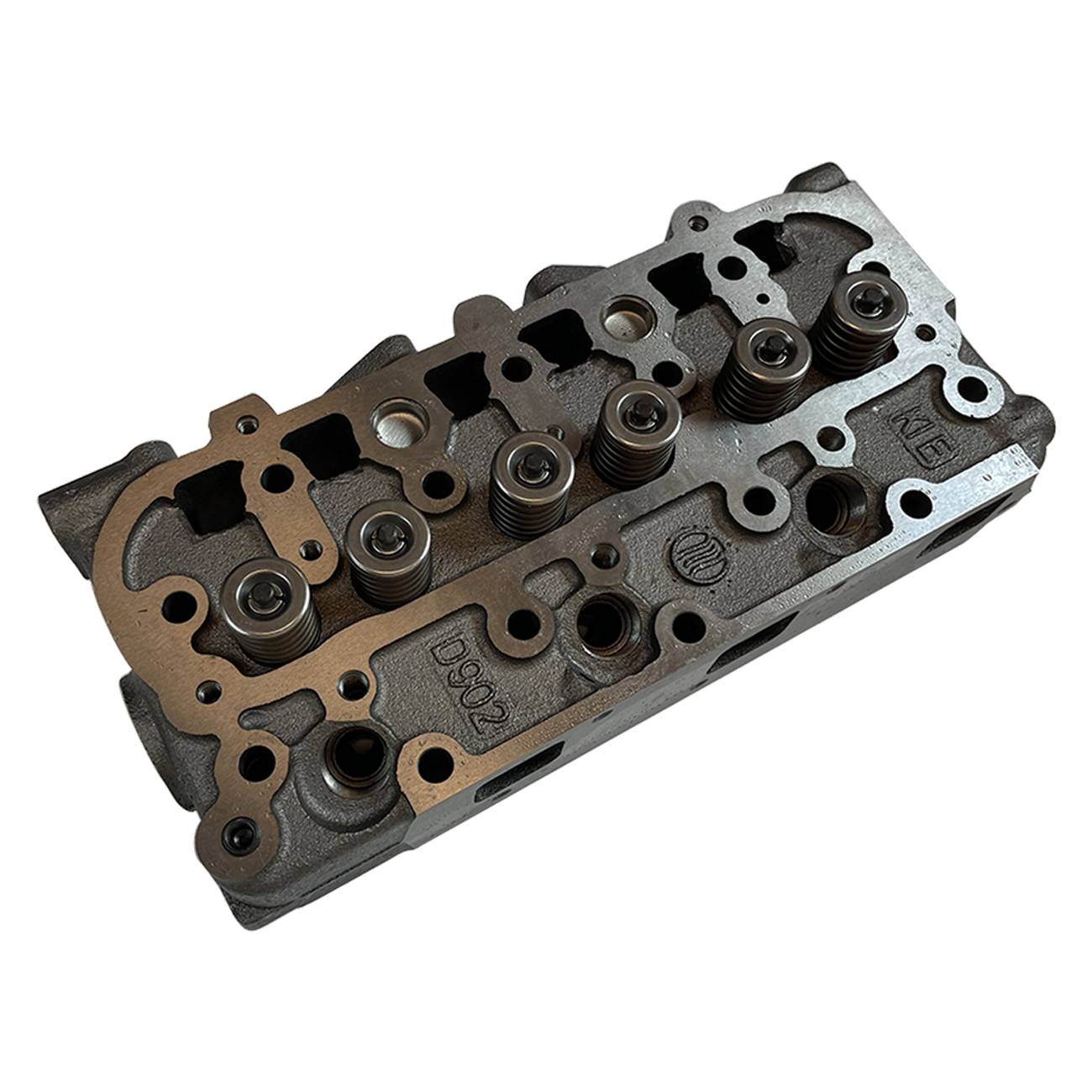 Suitable for Kubota D902 cylinder head with gasket and valves 1G962-03040