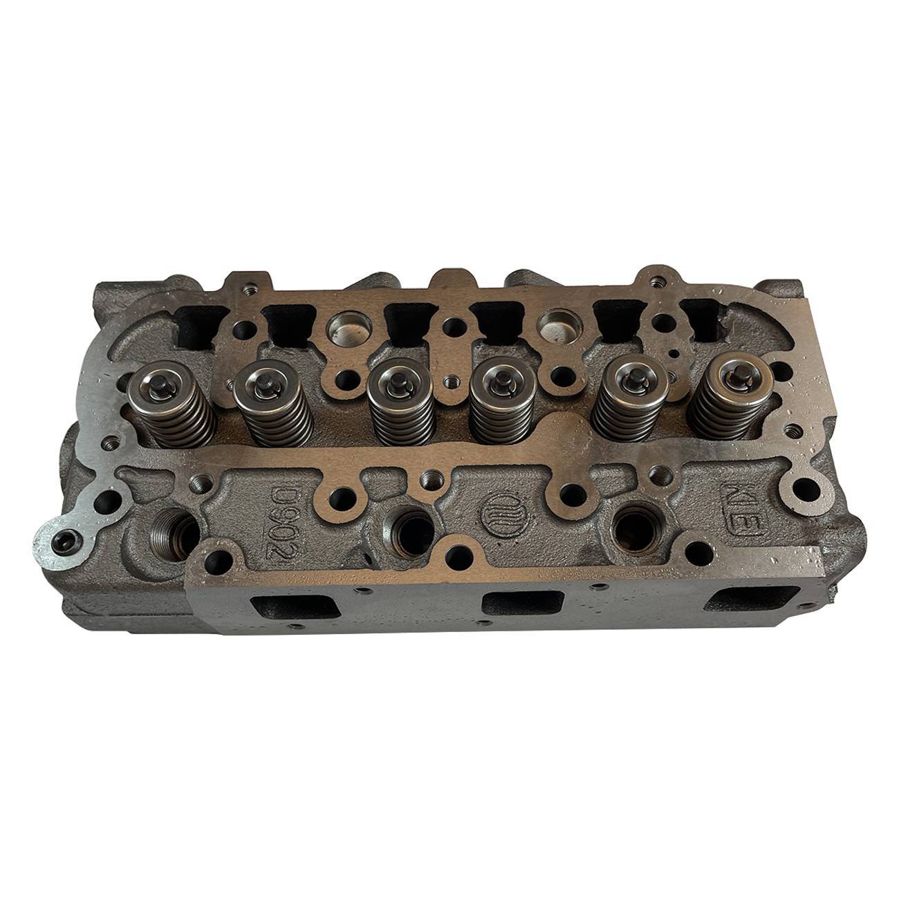 Suitable for Kubota D902 cylinder head with gasket and valves 1G962-03040
