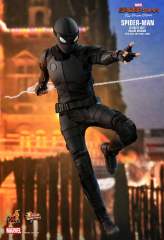 Hot Toys 1/6 MMS541- Spider-Man: Far From Home Spider-Man (Deluxe Version) IN STOCK