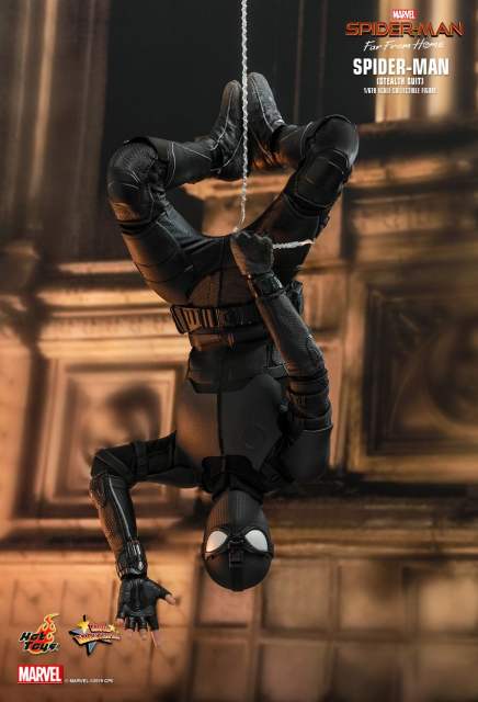 Hot Toys 1/6 MMS540 - Spider-Man: Far From Home Spider-Man (Stealth Suit) IN STOCK