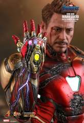 Hot Toys 1/6 MMS543D33 - Avengers Endgame - Iron Man Mark MK85 Battle Damaged IN STOCK
