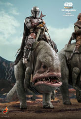 Hot Toys 1/6 TMS046 – Star Wars: The Mandalorian - Mandalorian & Blurrg Set IN STOCK