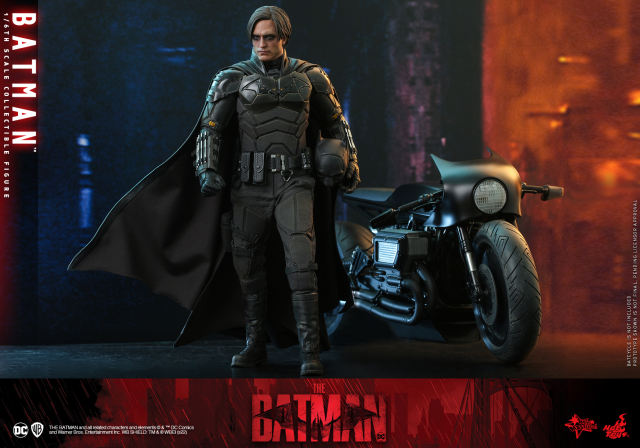 Hot Toys 1/6 MMS638 - The Batman - Batman IN STOCK