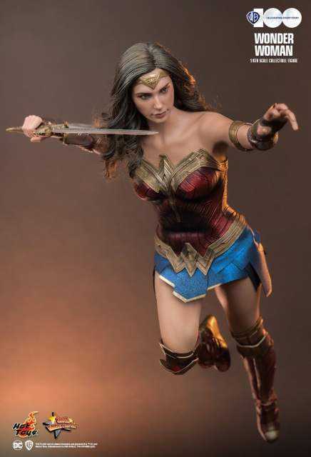 Hot Toys 1/6 MMS698 WB 100 - Wonder Woman  [Hot Toys Exclusive] IN STOCK