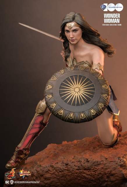 Hot Toys 1/6 MMS698 WB 100 - Wonder Woman  [Hot Toys Exclusive] IN STOCK