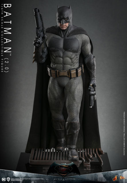 Hot Toys 1/6 MMS731 - Batman v Superman: Dawn of Justice - Batman (2.0) PRE-ORDER