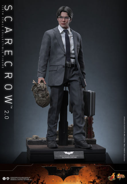 Hot Toys 1/6 MMS801 - Batman Begins - Scarecrow 2.0 PRE-ORDER