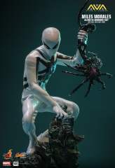 Hot Toys 1/6 CMS027 ALIENS VS. AVENGERS MILES MORALES (ALIENS VS. AVENGERS SUIT) EXCLUSIVE
