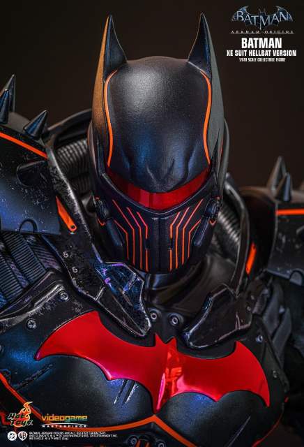 Hot Toys 1/6 BATMAN: ARKHAM ORIGINS BATMAN (XE SUIT HELLBAT VERSION) EXCLUSIVE