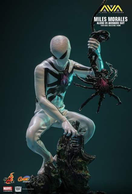 Hot Toys 1/6 CMS027 ALIENS VS. AVENGERS MILES MORALES (ALIENS VS. AVENGERS SUIT) EXCLUSIVE