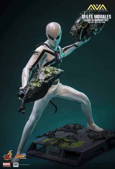 Hot Toys 1/6 CMS027 ALIENS VS. AVENGERS MILES MORALES (ALIENS VS. AVENGERS SUIT) EXCLUSIVE