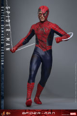 Hot Toys 1/6 MMS859 - Spider-Man - Spider-Man (Battle Damaged Version) PRE-ORDER