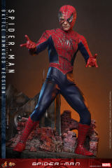 Hot Toys 1/6 MMS859 - Spider-Man - Spider-Man (Battle Damaged Version) PRE-ORDER