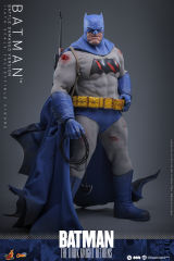 Hot Toys 1/6 CMS031 – Batman: The Dark Knight Returns - Batman (Battle Damaged Version) PRE-ORDER