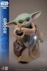 Hot Toys 1/1 LMS016 - The Mandalorian and Grogu - Grogu Life-Size PRE-ORDER