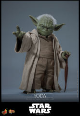 Hot Toys 1/6 MMS878 - Star Wars: Revenge of the Sith™ - Yoda PRE-ORDER