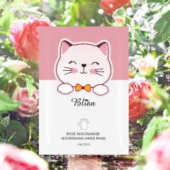 Cute Cat Wrapped Rose Scented Niacinamide Hand Mask