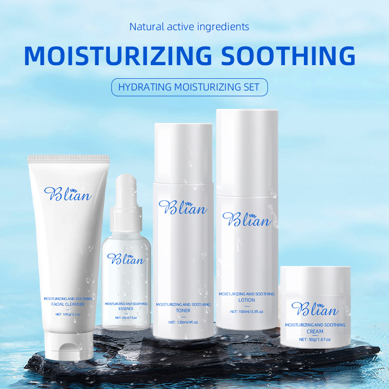 Hydrating and Moisturizing Facial Care Set