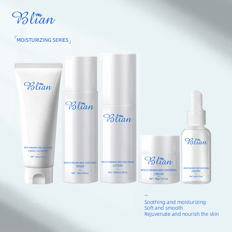 Hydrating and Moisturizing Facial Care Set