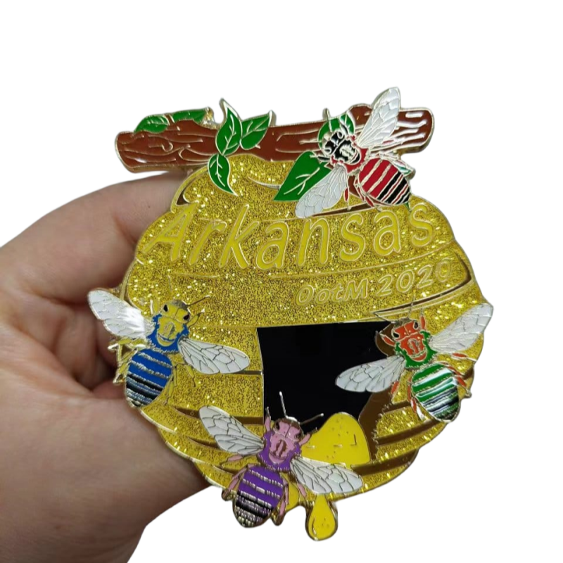 Cheap China Wholesale Hat Collar Clothes Logo Gold Metal Hard Soft Enamel Lapel Pin Custom Bulk