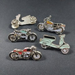 Manufacturer No Minimum Wholesale Cute Flower Anime Metal Logo Lapel Pin Badge Custom Offset Printed Epoxy Pin