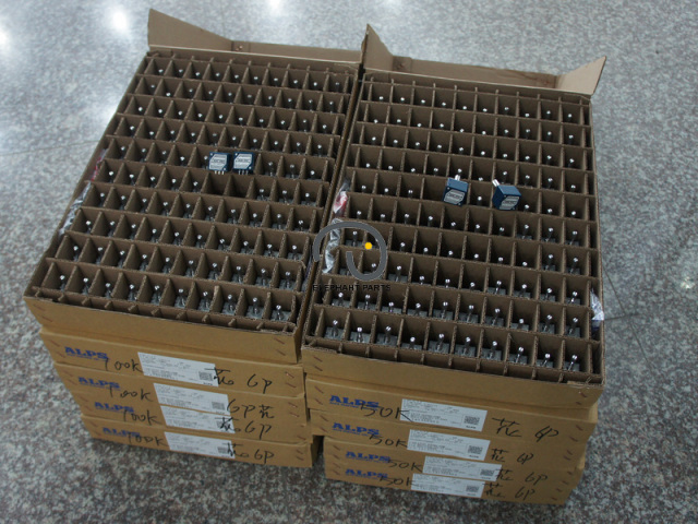 1pcs original Japan ALPS RK27 volume potentiometer 10KA  20K 50KA 100KA 250KA 500KA