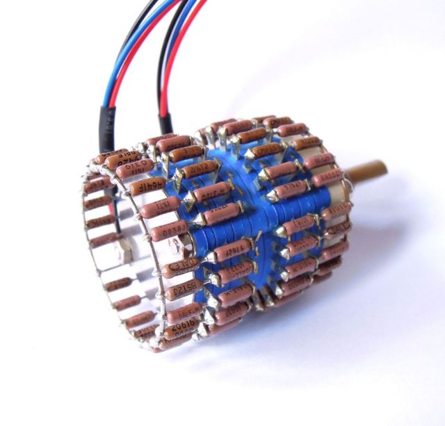 1pcs US Dale Brown 24 steps Stereo L-type Audio Volume potentiometer 10K， 50K，100K，250K，