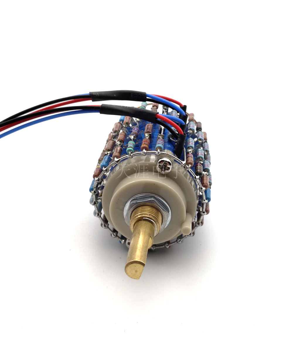 Taiwan-made copper shaft 24-speed dual-channel Vishay Dale L-type volume potentiometer  2X 10K  2X 50K  2X 100K  2X  250K