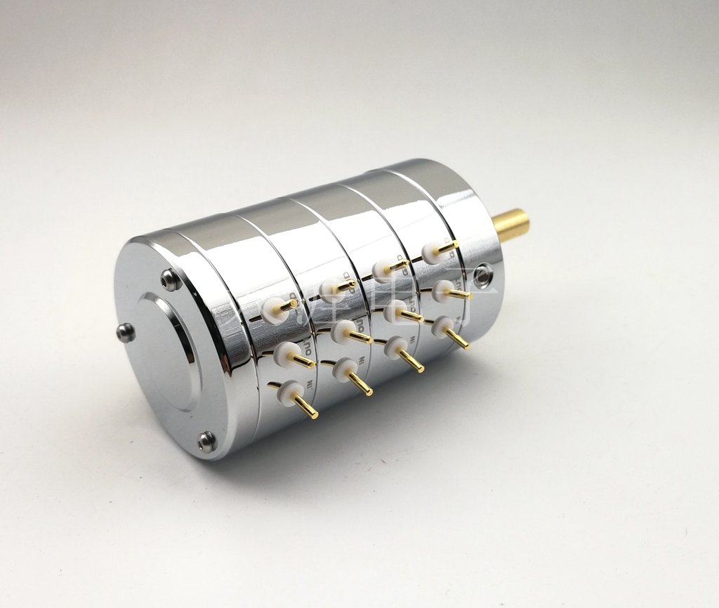24 Steps Balanced 4 channel potentiometer Vishay Dale blue Resistors 10K 50K