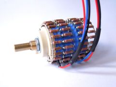1pcs US Dale Brown 24 steps Stereo L-type Audio Volume potentiometer 10K， 50K，100K，250K，