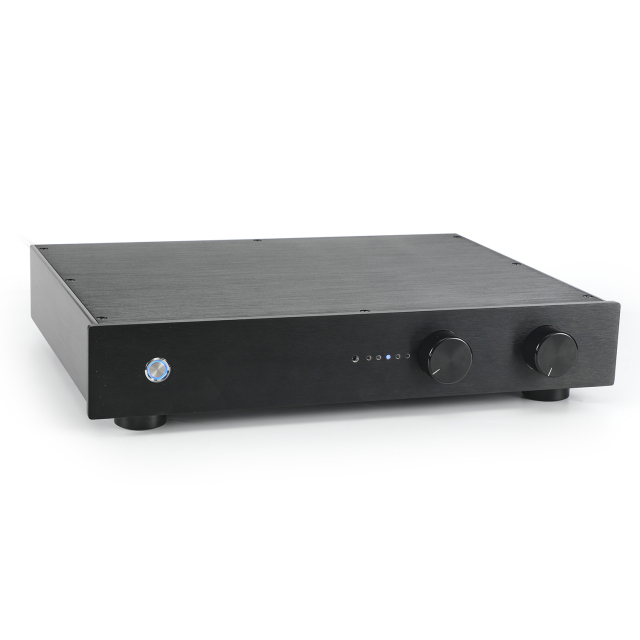 Remote integrated amplifier base on Accuphase E350 amp + C3850 preamp 75W +75W