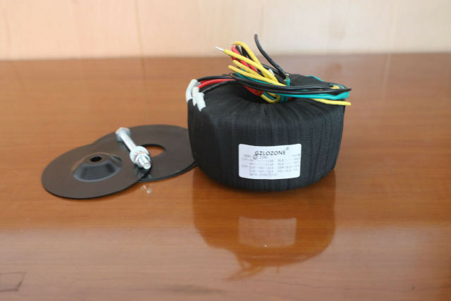 ZEROZONE 115V/230V 500VA Black Cloth Toroid Transformer